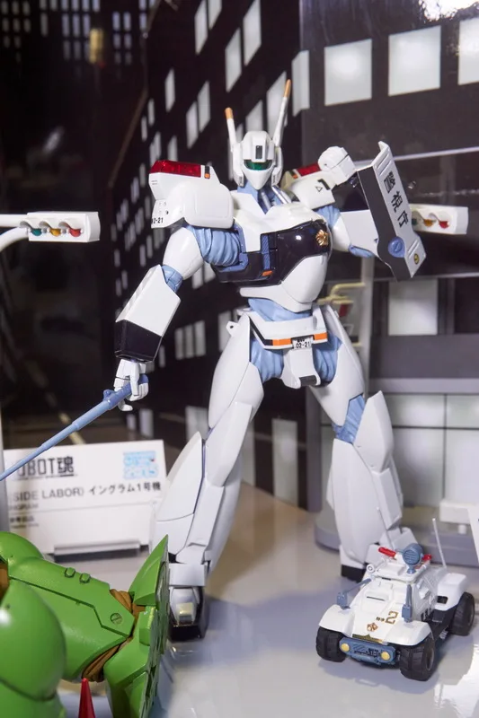 <SIDE LABOR>として新たに加わる『機動警察パトレイバー』の参考出品。「イングラム1号機」「イングラム2号機」に加え、土木建設用の「タイラント2000」という意外なラインナップ。