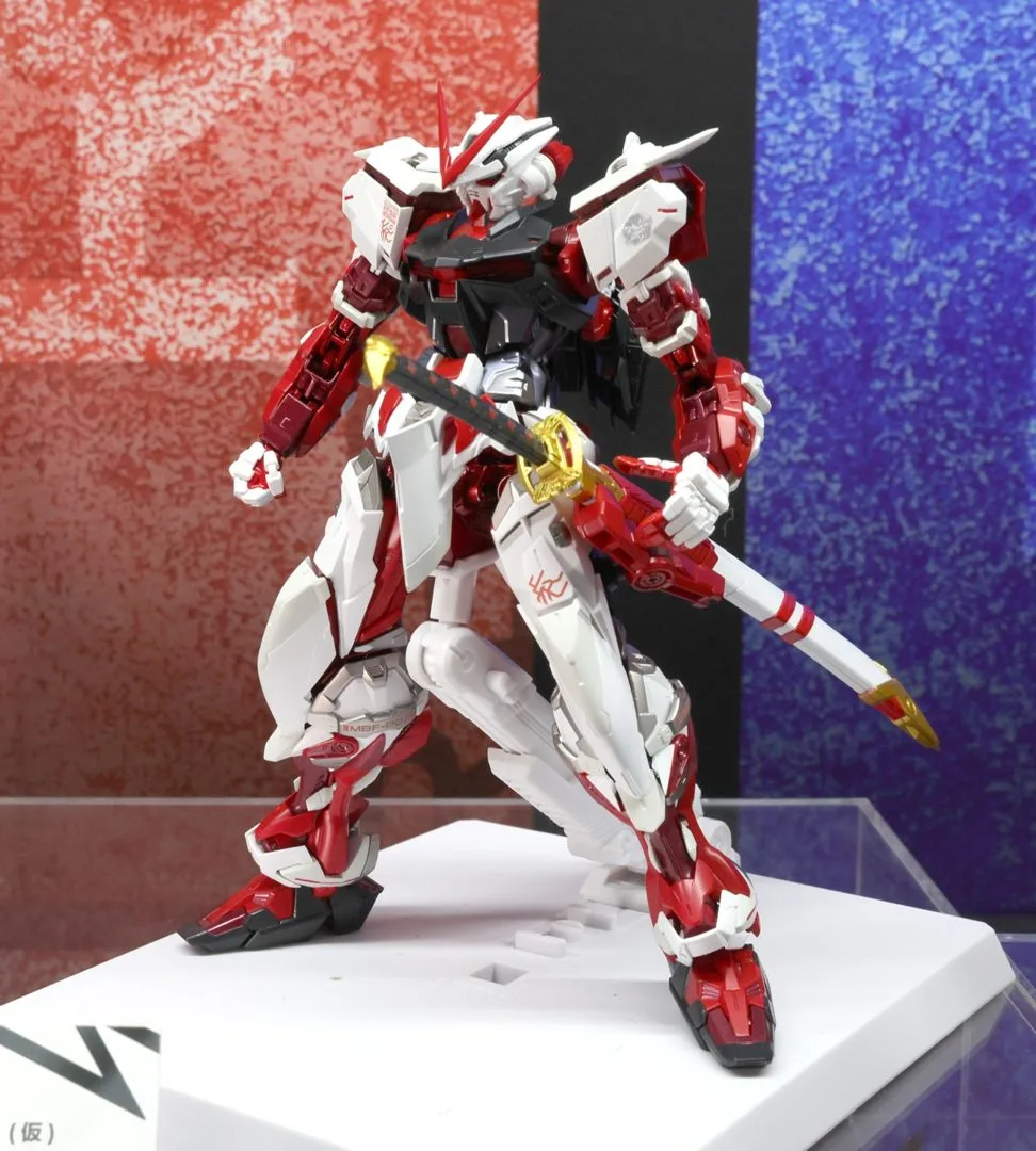 METAL BUILD ガンダムアストレイ レッドフレーム (仮) 参考出品