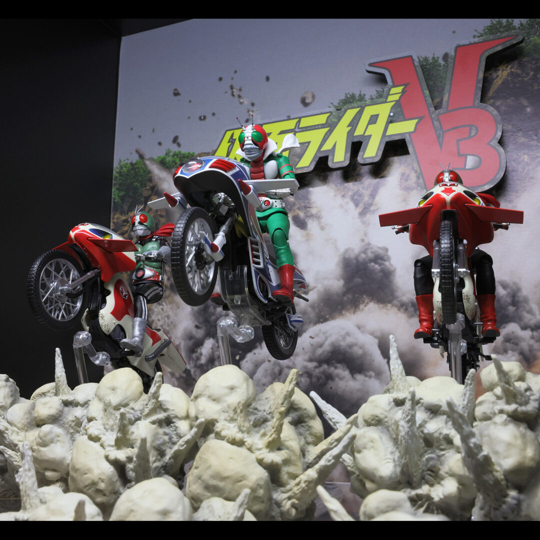 S.H.Figuarts（真骨彫製法） 仮面ライダーV3 栄光の昭和ライダーエディション　参考出品
S.H.Figuarts ハリケーン 栄光の昭和ライダーエディション　参考出品
S.H.Figuarts（真骨彫製法） 仮面ライダー新1号 栄光の昭和ライダーエディション（初回限定台座付属）　2025年11月14日店頭発売
S.H.Figuarts 新サイクロン号（仮面ライダー） 栄光の昭和ライダーエディション　2025年11月14日店頭発売
S.H.Figuarts（真骨彫製法） 仮面ライダー新2号 栄光の昭和ライダーエディション　2025年12月店頭発売予定