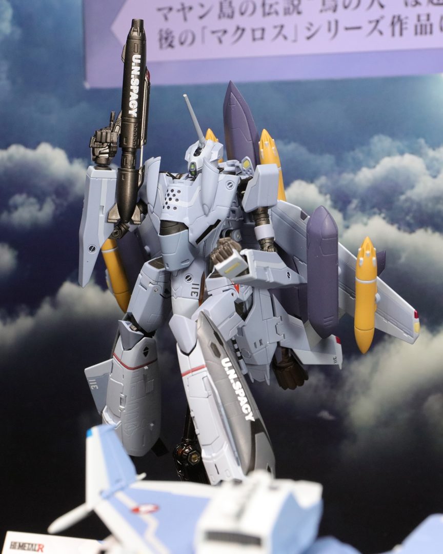 HI-METAL R VF-0Aフェニックス(工藤シン機) ＋ QF-2200D-B ゴースト　2024年5月店頭発売予定