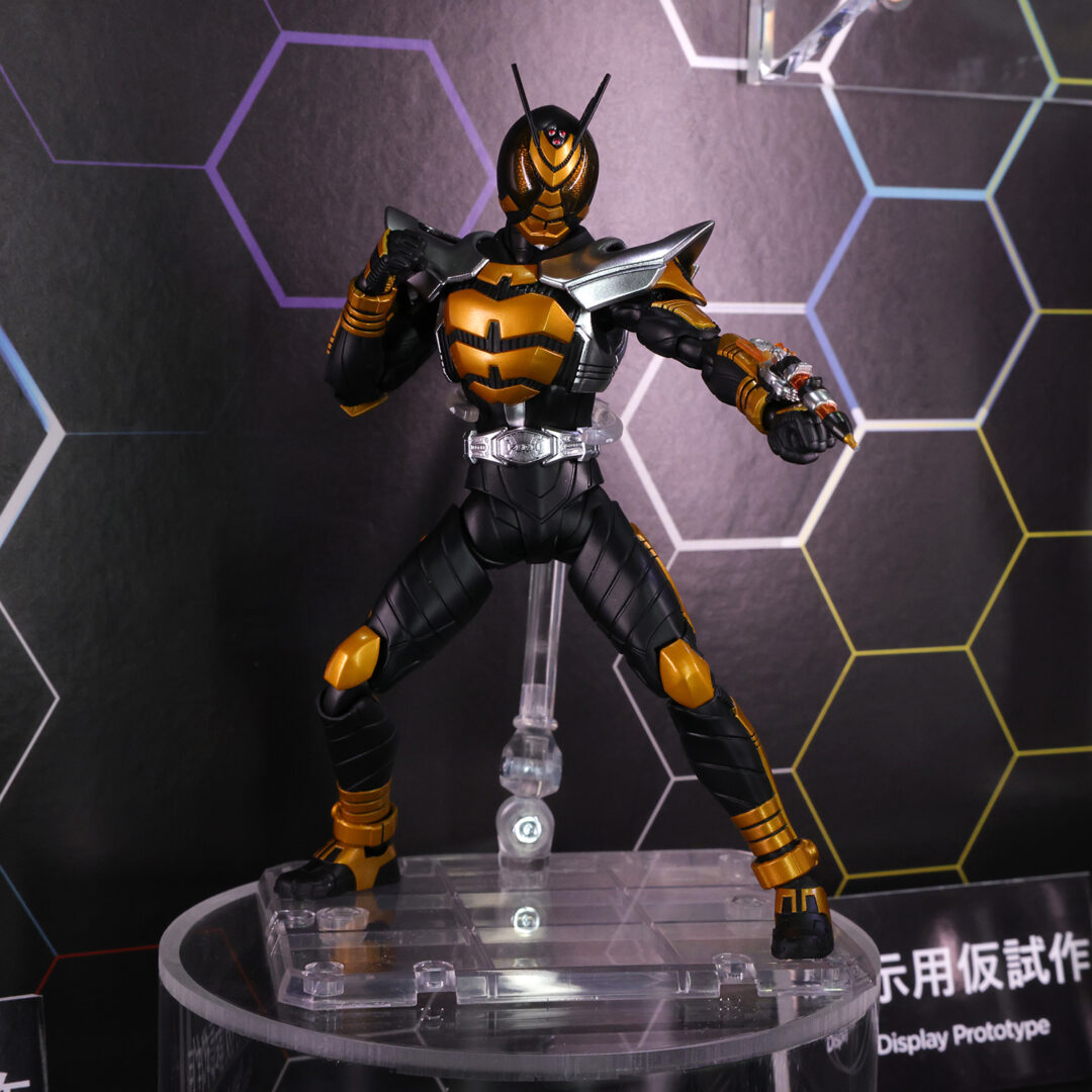 S.H.Figuarts（真骨彫製法） 仮面ライダーザビー　参考出品